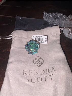 Kendra Scott Lucia Shell Abalone Silver Cocktail Ring size 6 BNWT